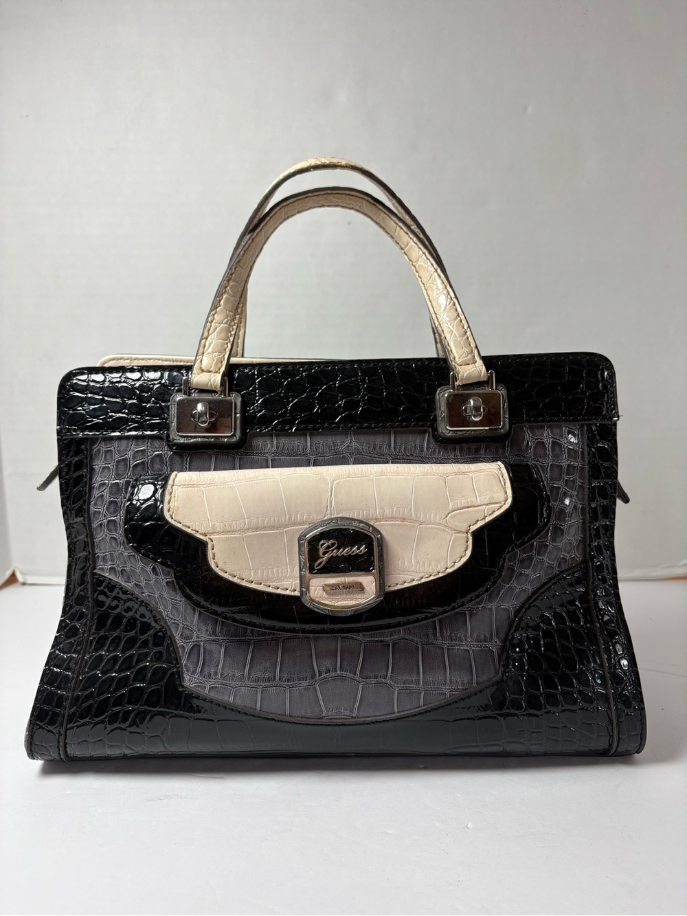 Guess Newlyn VTG Y2K Tri-color Croc Embossed Crossbody Purse